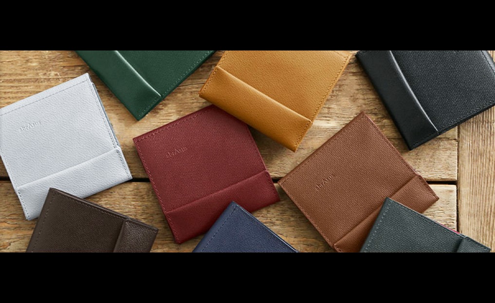 メンズ薄い財布のおすすめブランド15選。アブラサス以外の日本製・革製も紹介