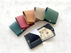 moku「小さく薄い財布Saku」