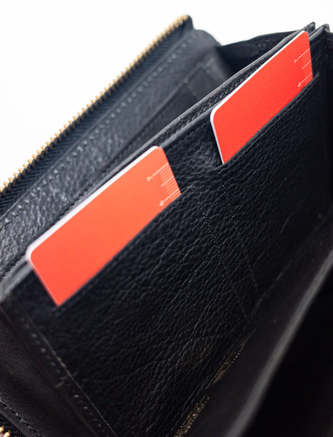 JAPAN FACTORY（ジャパンファクトリー）栃木レザー 小さい長財布「TIDY2.0」L字ファスナー 長財布のカードポケット3